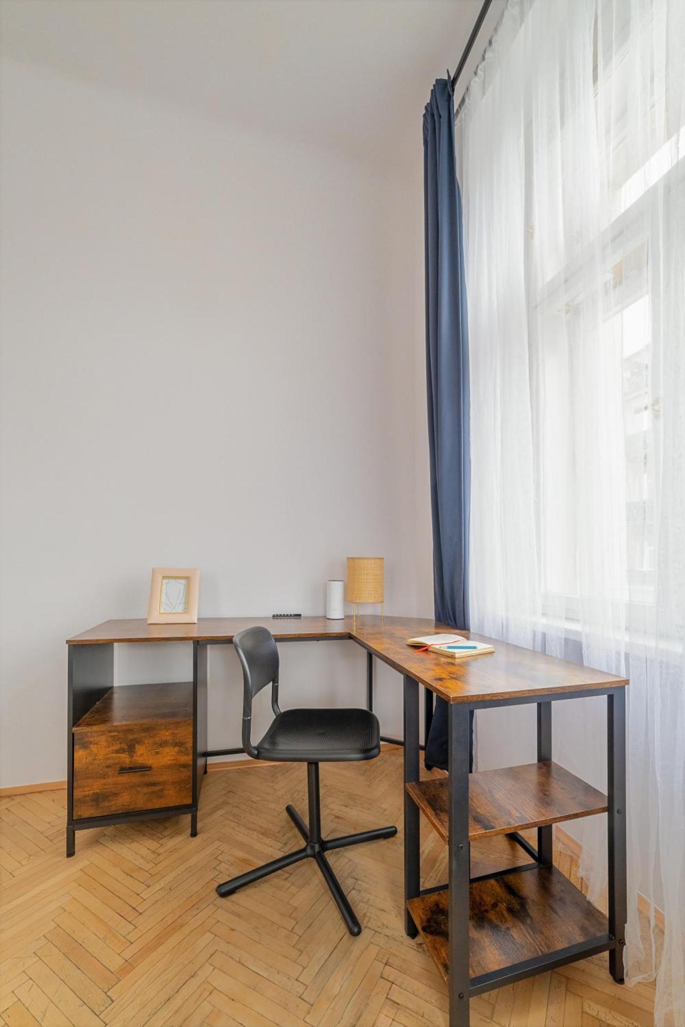 Authentic Czech Experience By Rentez Apartment