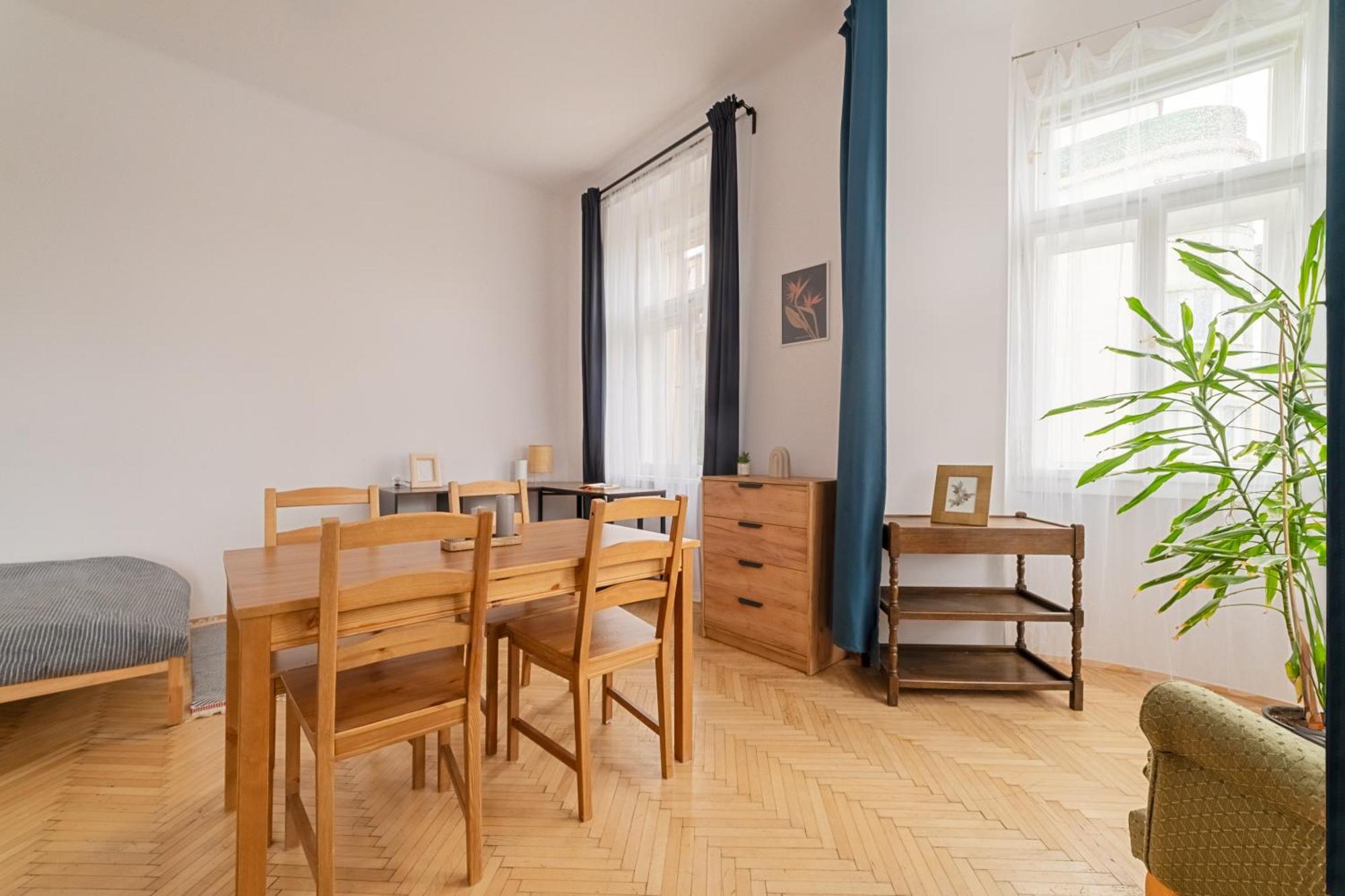 Authentic Czech Experience By Rentez Apartment *